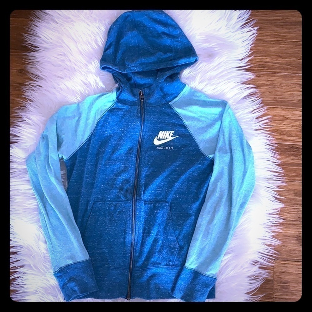 Adorable Nike Full-Zip Hoodie